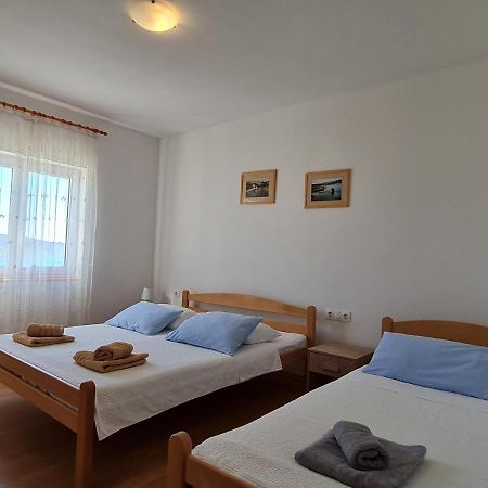 Apartments Zakarija Novalja Bagian luar foto