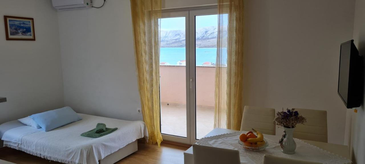 Apartments Zakarija Novalja Bagian luar foto