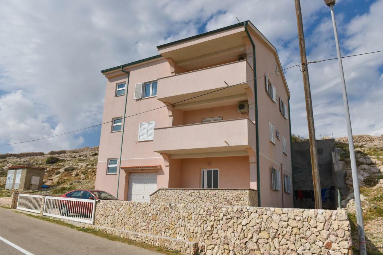 Apartments Zakarija Novalja Bagian luar foto